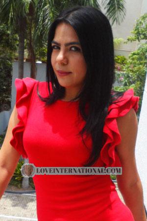 182413 - Diana Age: 41 - Colombia