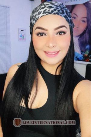 201729 - Sandra Age: 36 - Colombia