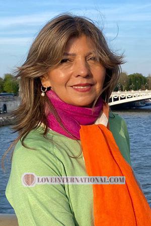 222053 - Silvia Age: 60 - Costa Rica