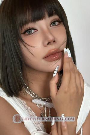 222977 - Stacy Age: 35 - China